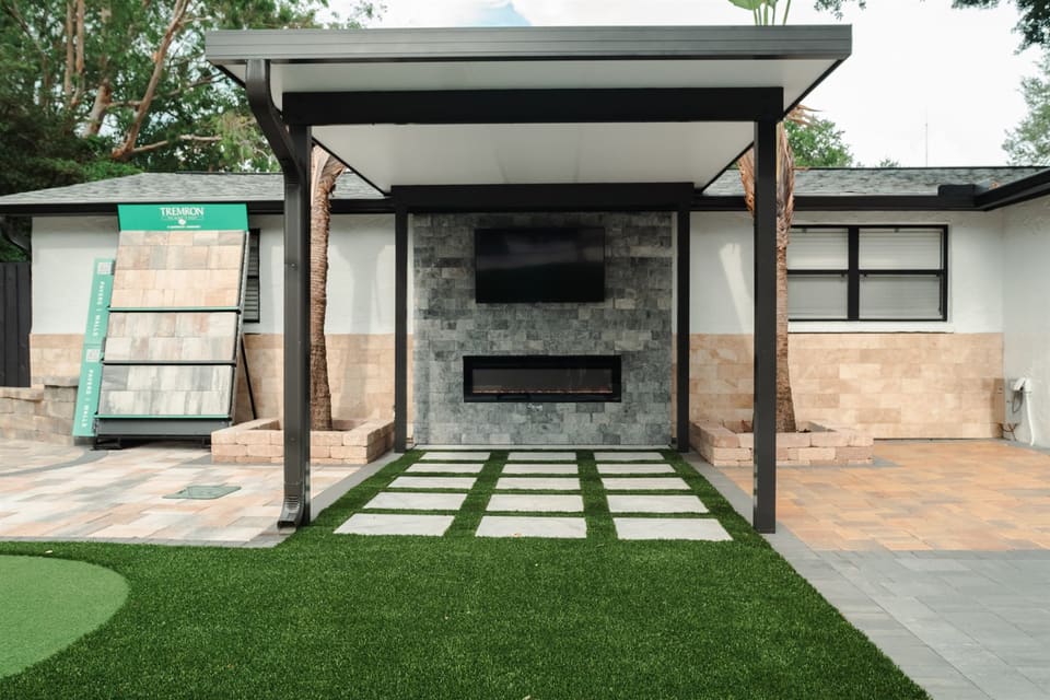 Gator Outdoor Living showroom