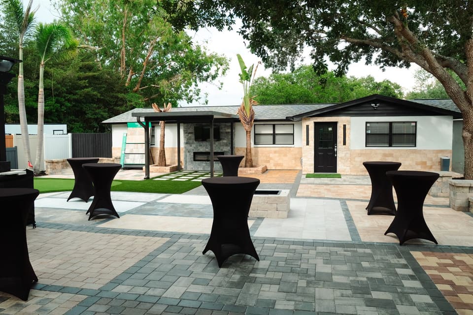 Gator Outdoor Living showroom