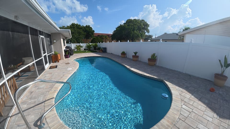 Pool remodeling in Tampa Bay