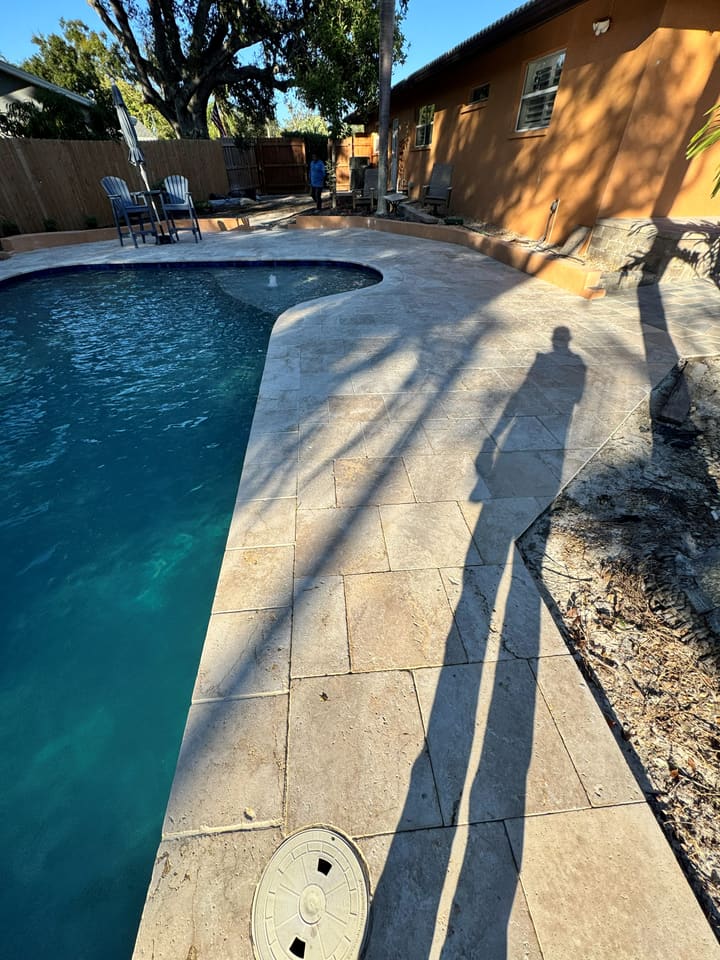Pools & Decks project photo 9